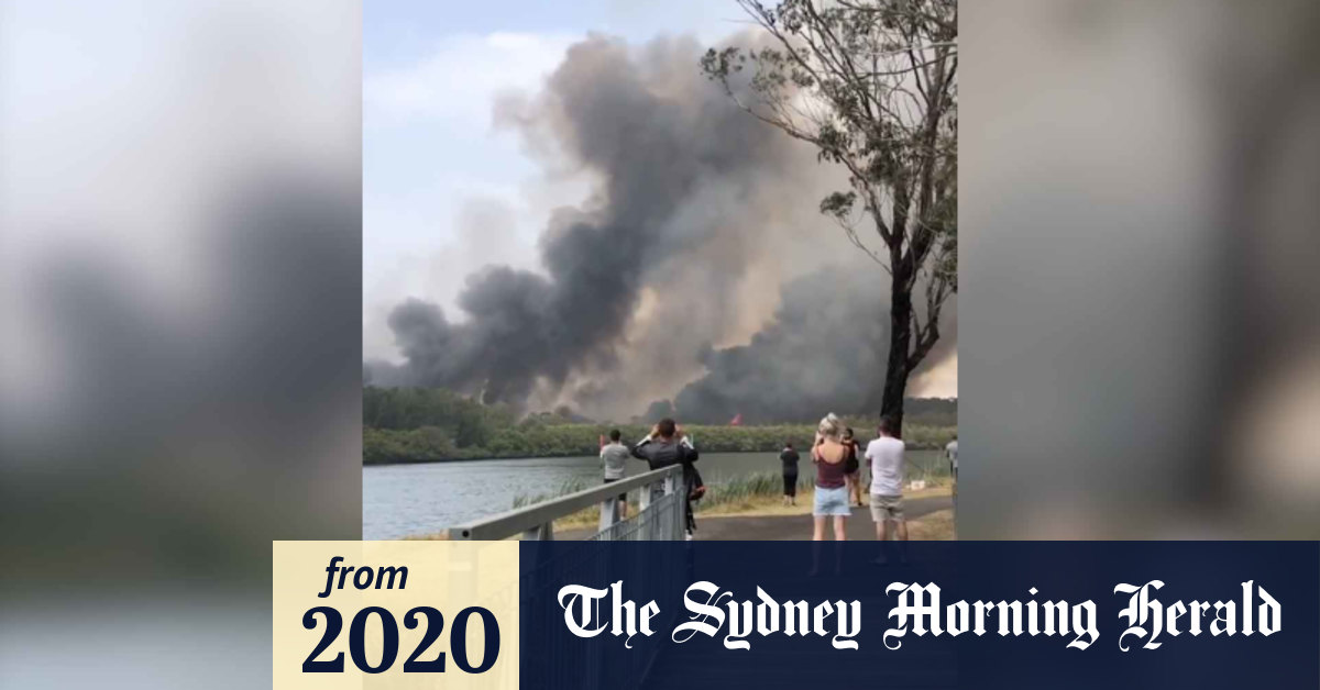 Video Fire burning in Western Sydney